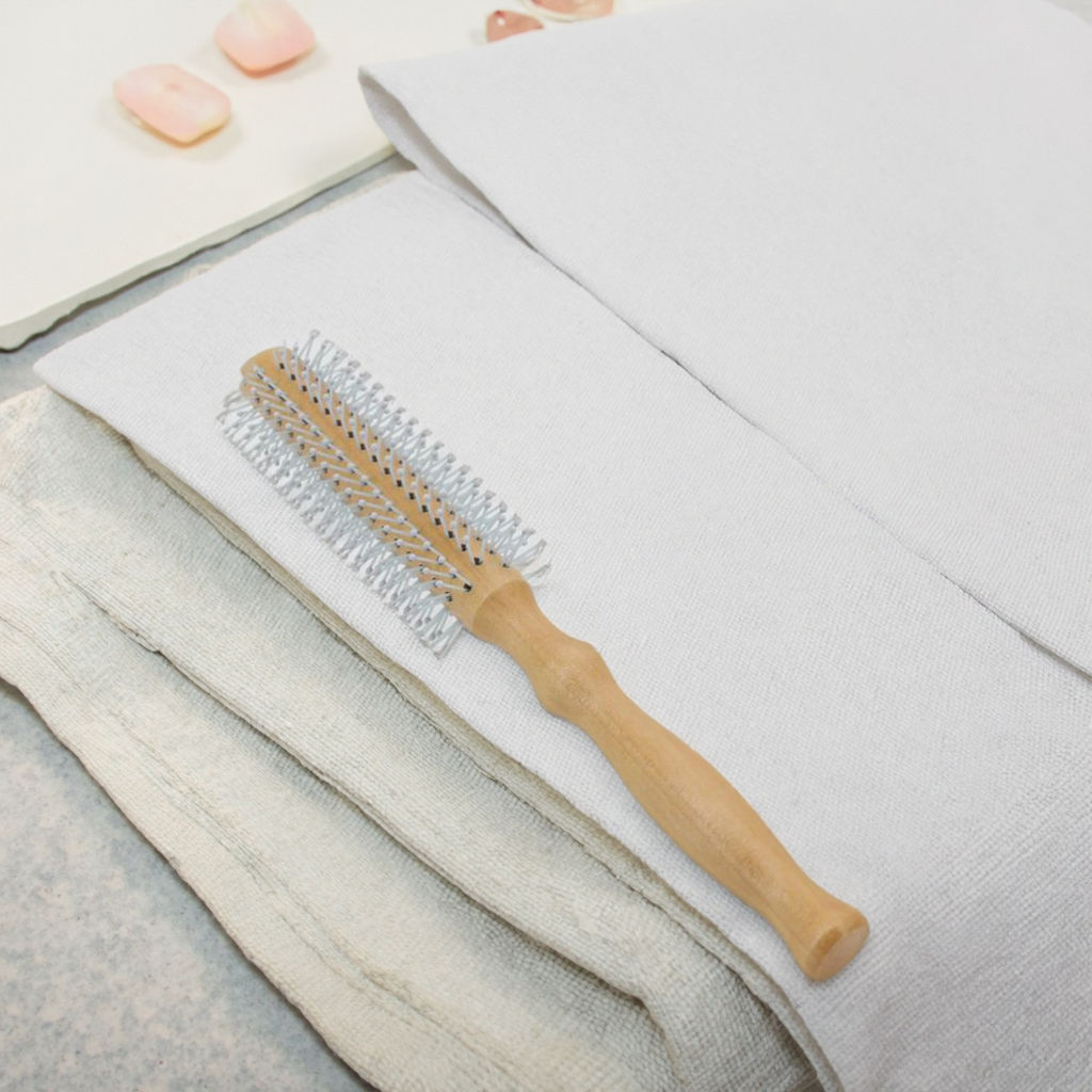Hot Sale Durable Hair Curling Comb Customizable Hair Beauty Tool Comfortable Portable Hairbrush with Wood Handle for Home Salon